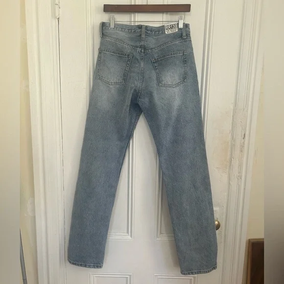 Brandy Melville J. Galt Low Waisted 90s Jeans - Picture 4 of 5